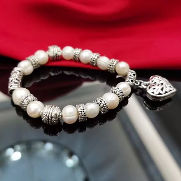 Zinc Alloy Freshwater Pearl Antique Fish Bracelet with elastic cord."siz… - Picture 9 of 16